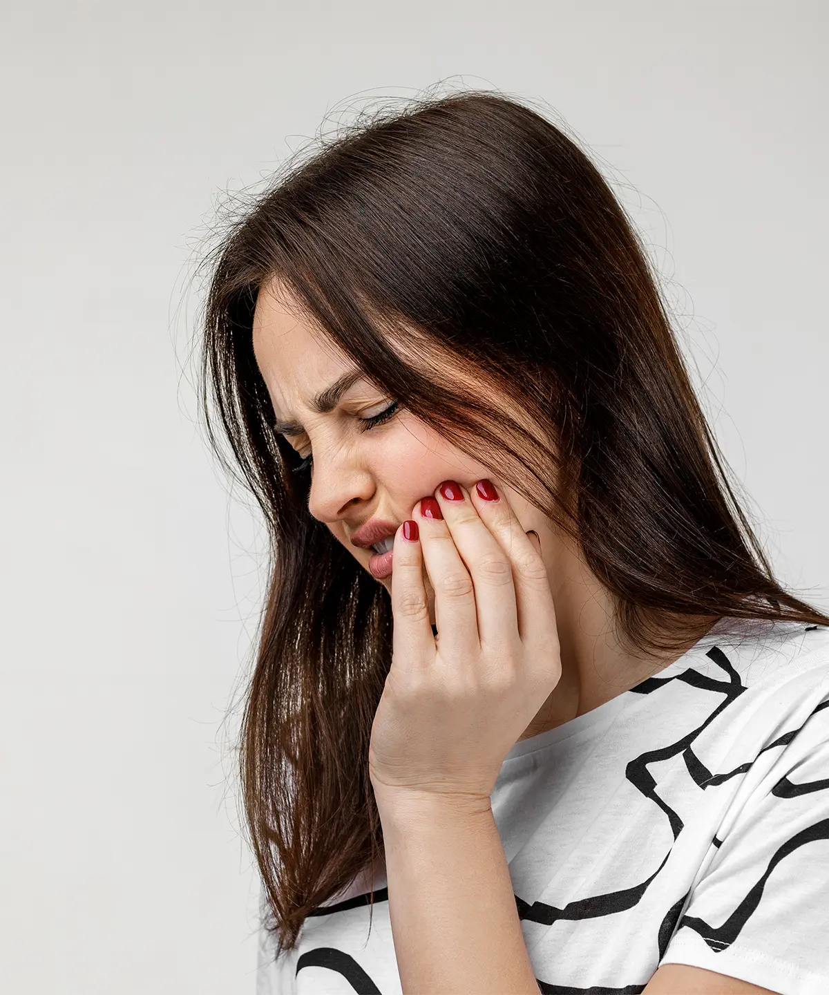 Uyurken Diş Sıkma Nedir?