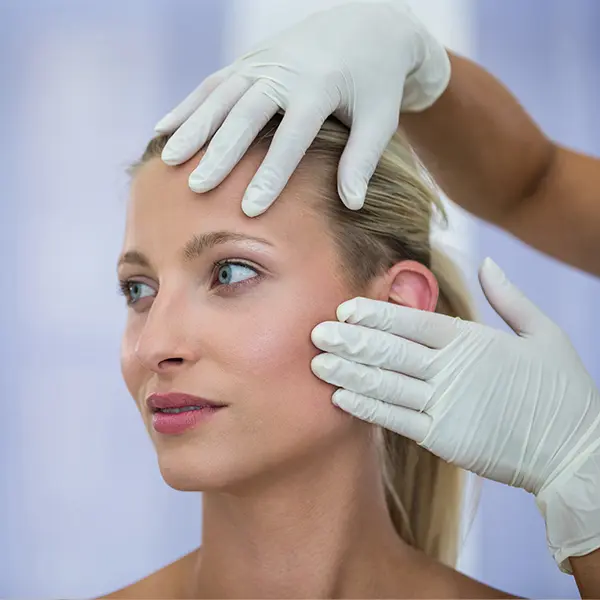 İple Kepçe Kulak Estetiği